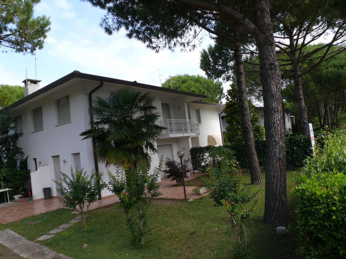 Villa Barbara Lignano Sabbiadoro Exterior foto